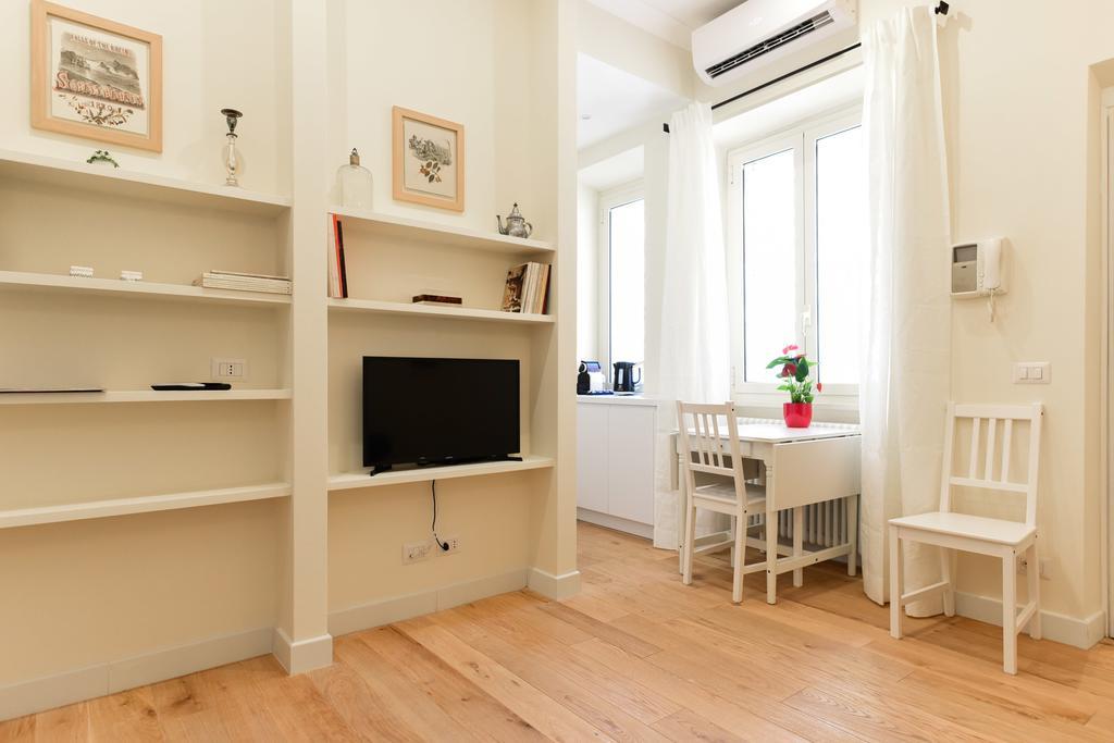 Bright And Comfy 3 Bedroom Apt In Monti 로마 외부 사진