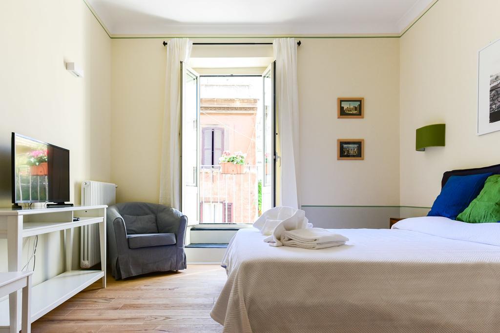Bright And Comfy 3 Bedroom Apt In Monti 로마 외부 사진