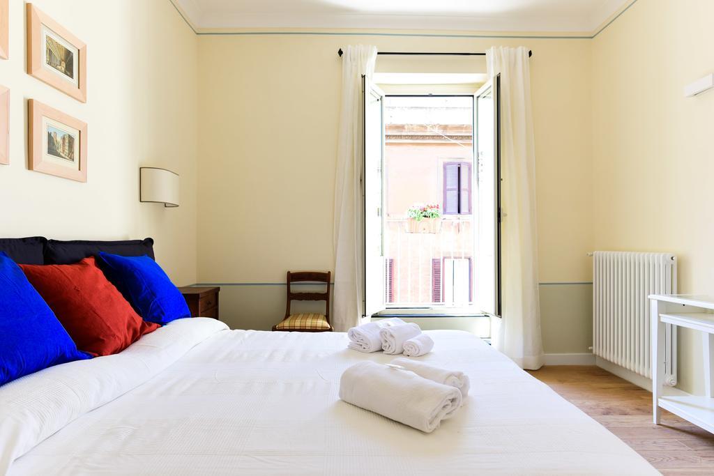 Bright And Comfy 3 Bedroom Apt In Monti 로마 외부 사진